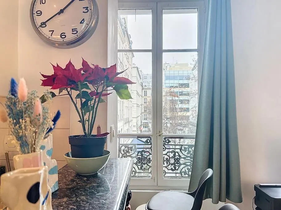 Appartement Contemporain Au Coeur De Paris